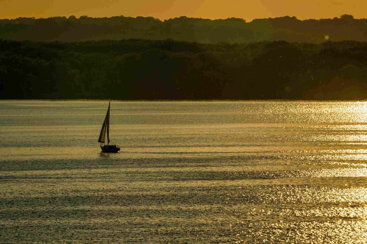 Sailboat on Golden Lake