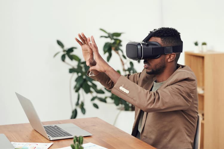 VR Experience in Office